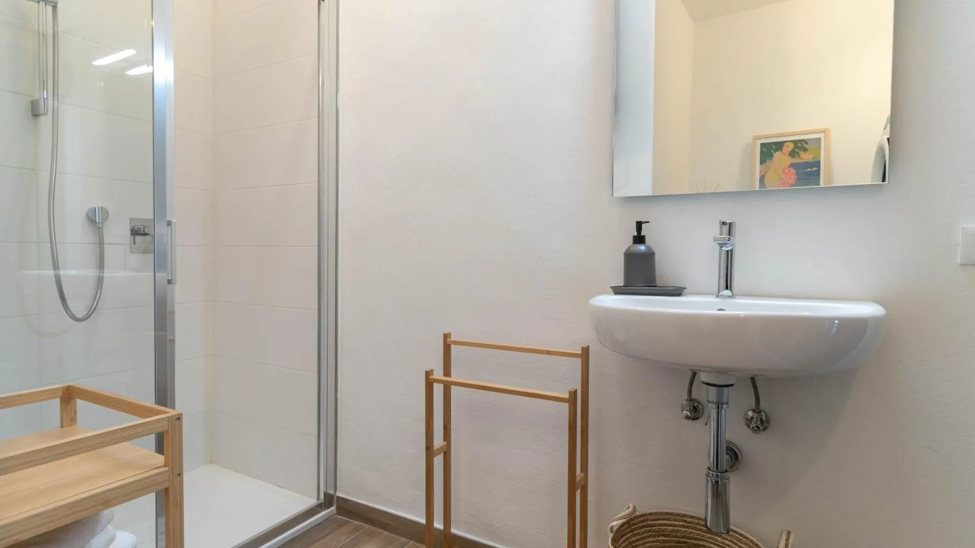Welcomely - Casa Margherita Varenna Apartment